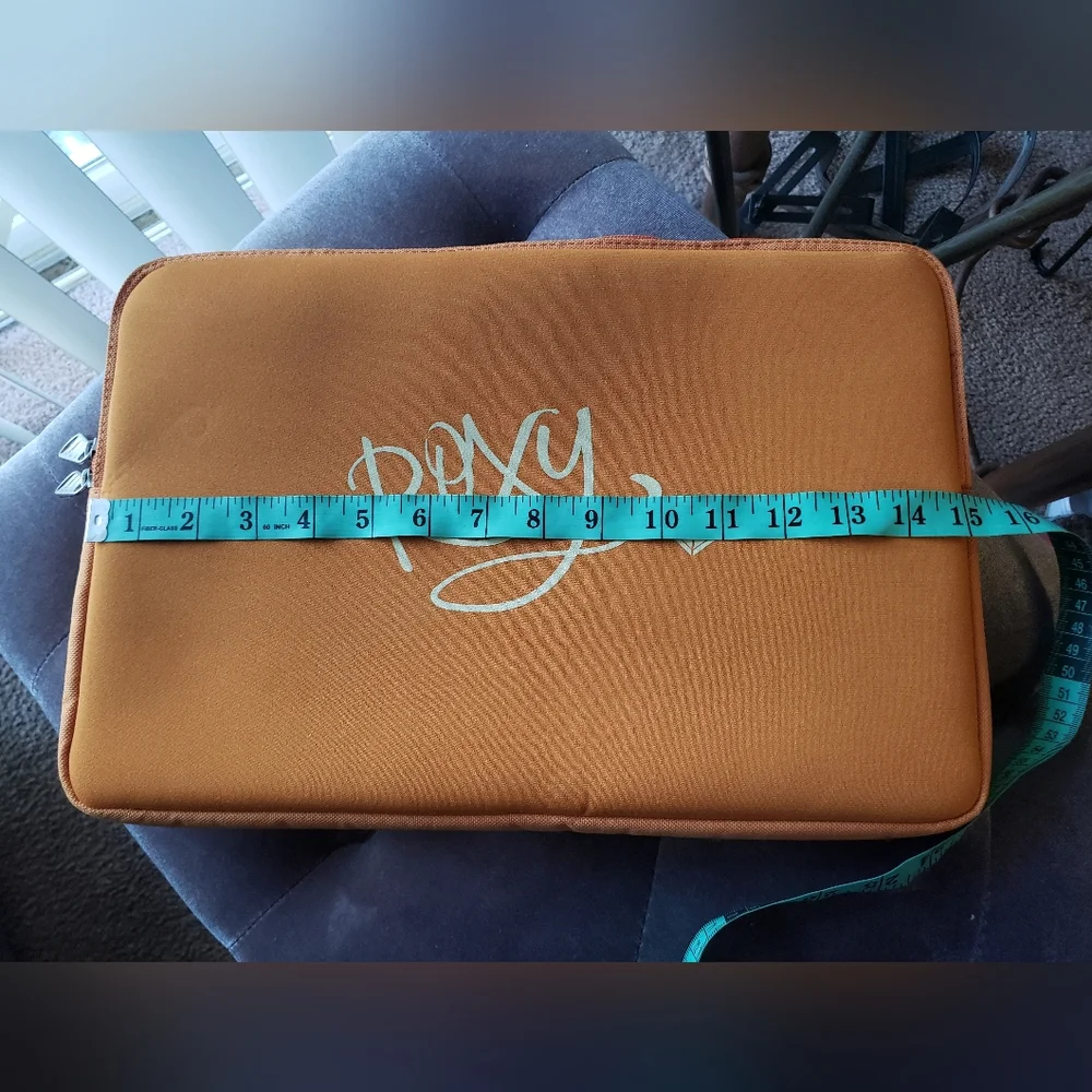 Roxy IPad Tablet eBook laptop Sleeve Case 15 Inches